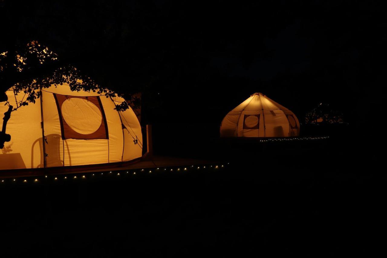 Hotel Flore'S Garden Glamping Bran  Zewnętrze zdjęcie