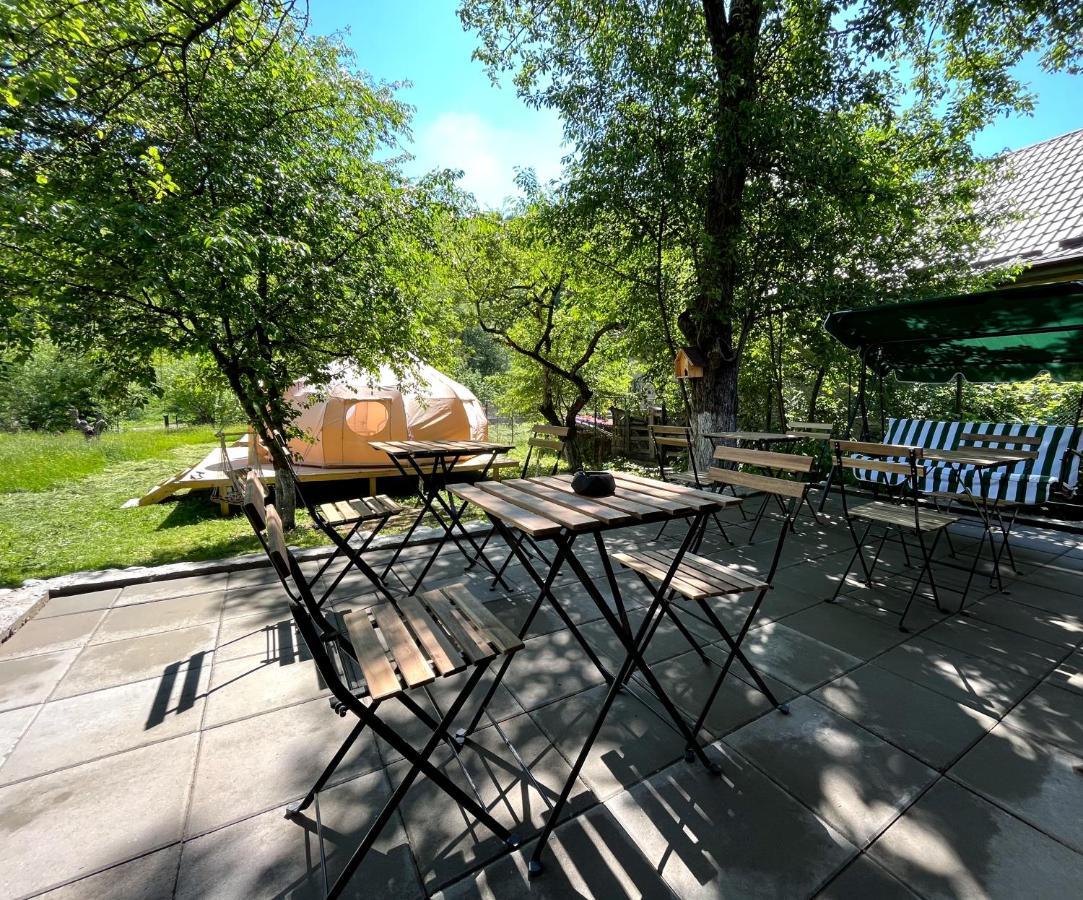 Hotel Flore'S Garden Glamping Bran  Zewnętrze zdjęcie