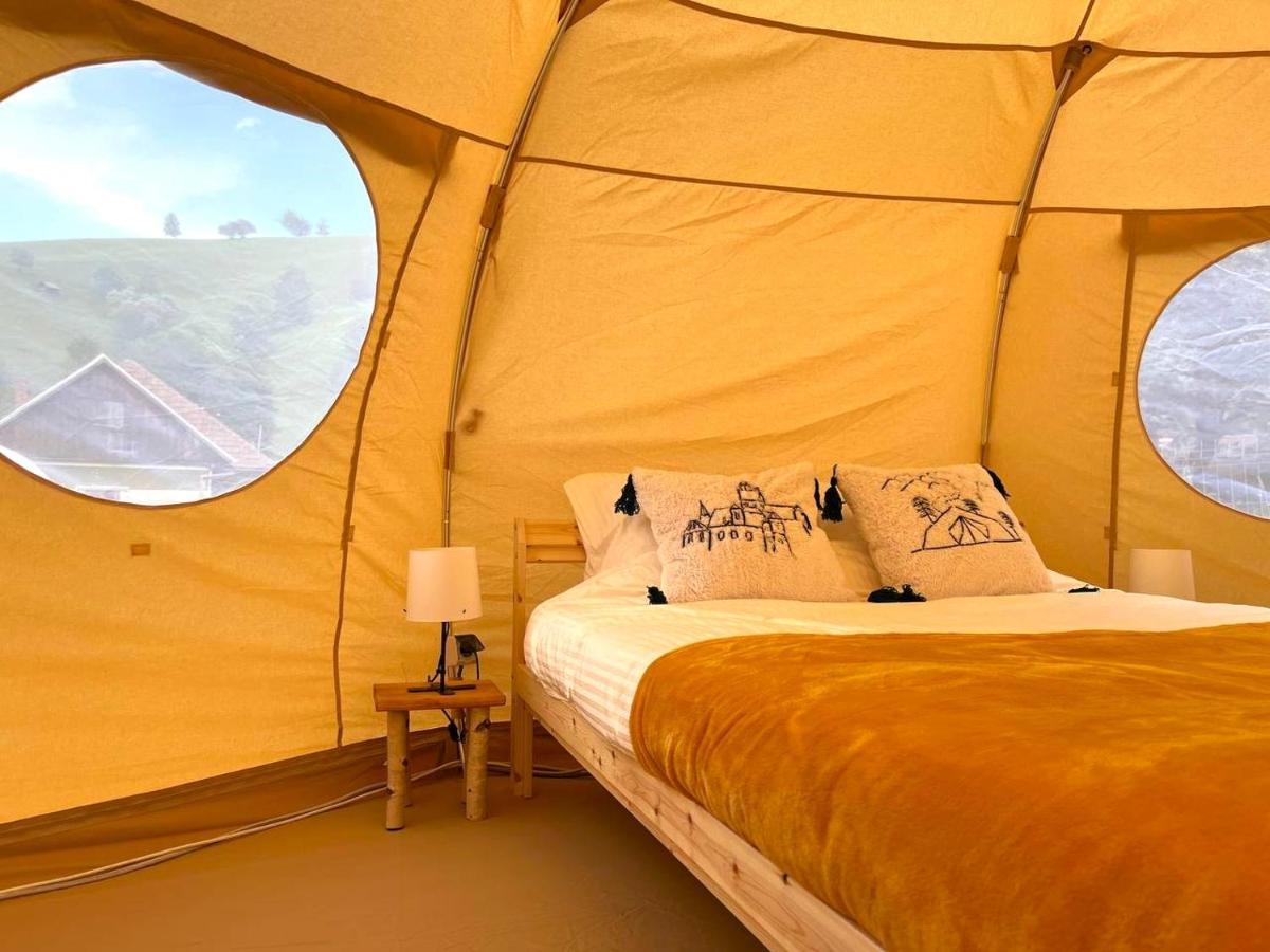 Hotel Flore'S Garden Glamping Bran  Zewnętrze zdjęcie