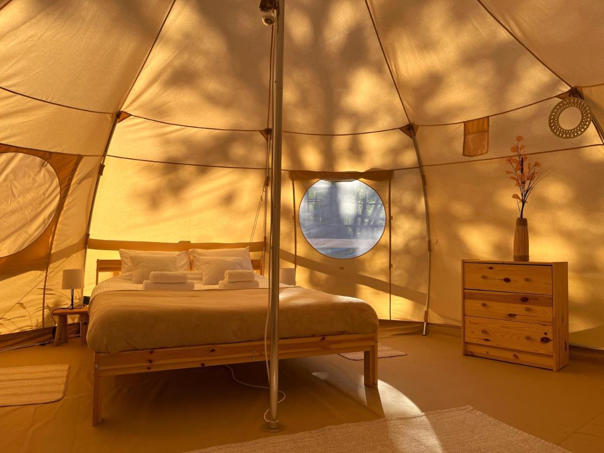 Hotel Flore'S Garden Glamping Bran  Zewnętrze zdjęcie